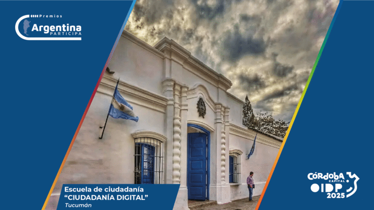 La estrategia de Escuela de ciudadanía -Ciudadanía Digital, impulsada por la Secretaría de Estado de Participación Ciudadana del Gobierno de Tucumán, es un modelo de política pública innovadora orientada a fortalecer la convivencia pacífica, promover la cultura democrática y reducir las violencias físicas y digitales. Se trata de un dispositivo pedagógico flexible que combina herramientas de la educación digital, metodologías participativas y enfoques de innovación pública, para acercar los contenidos teóricos de la política pública a los territorios, y formar ciudadanía activa en entornos híbridos. Su objetivo principal es brindar a las comunidades herramientas comprensibles y útiles para ejercer una ciudadanía plena, tanto en el espacio físico como en el digital, superando los desafíos del presente. A través de un enfoque horizontal y de co-creación, se pretende traducir conceptos como seguridad en línea y gobierno abierto, en saberes cercanos, aplicables y significativos.  La metodología de trabajo integra diagnósticos participativos, pensamiento de diseño, laboratorios de innovación ciudadana y una fuerte articulación interinstitucional. Además, incorpora tecnologías y estrategias digitales para garantizar la inclusión y participación de diversos grupos, especialmente en contextos de alta vulnerabilidad social o brecha digital. Durante la pandemia, este proceso se aceleró, y se transformó en un canal clave de vinculación social, generando contenido formativo por plataformas virtuales, redes sociales y alianzas con actores educativos, sanitarios y judiciales.